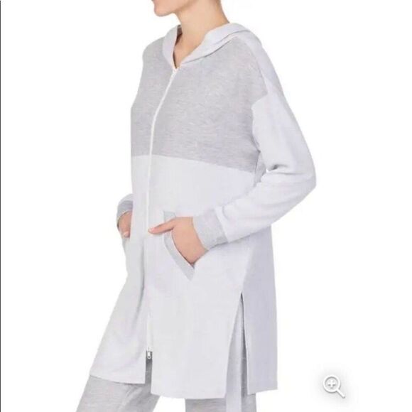 Refinery29 zip front double knit hooded robe mid thigh S - Picture 3 of 11